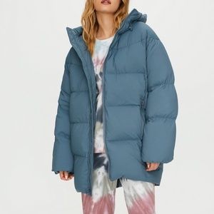 Aritzia Giga Puff Coat